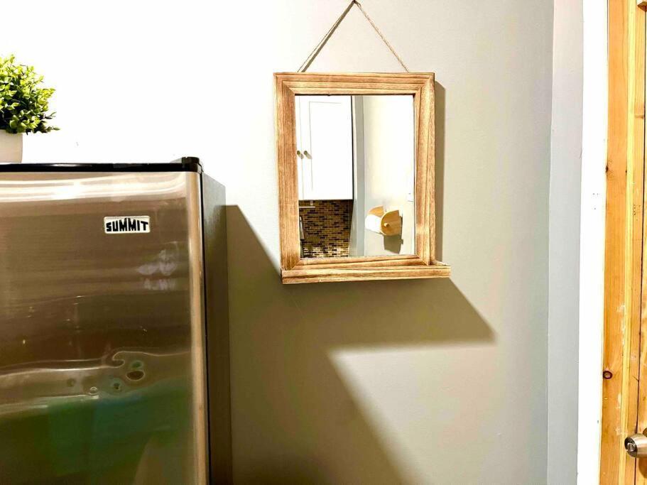 Cozy Studio Staycation - Brooklyn Close To Train Stations Нью-Йорк Екстер'єр фото